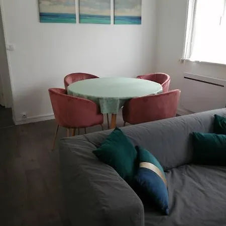 2 A 3 Min A Pied De La *